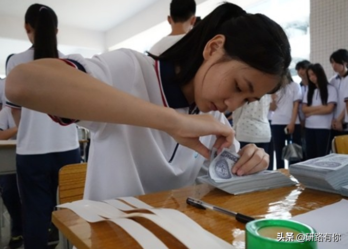 大学期间挂科或重修影响考研吗？为何大四下学期不能挂科？