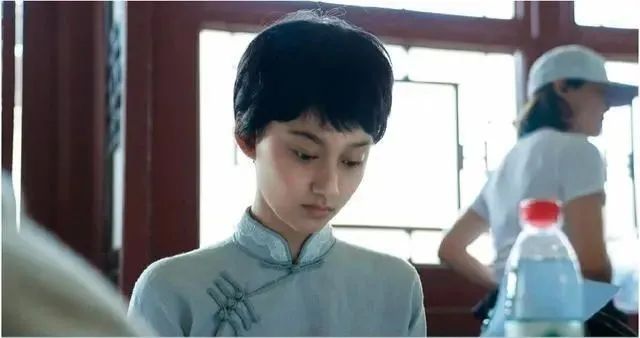 频上热搜！细扒《相逢时节》7位美人的“妙谈”，有人戏红人不红