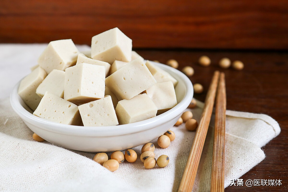 经常吃豆腐，容易得肾结石？豆腐不能和菠菜一起吃？真相来了