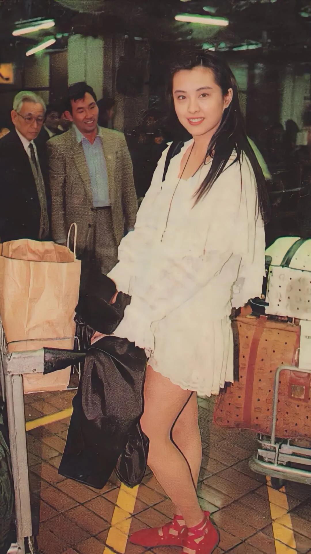 王祖贤怀旧照片16