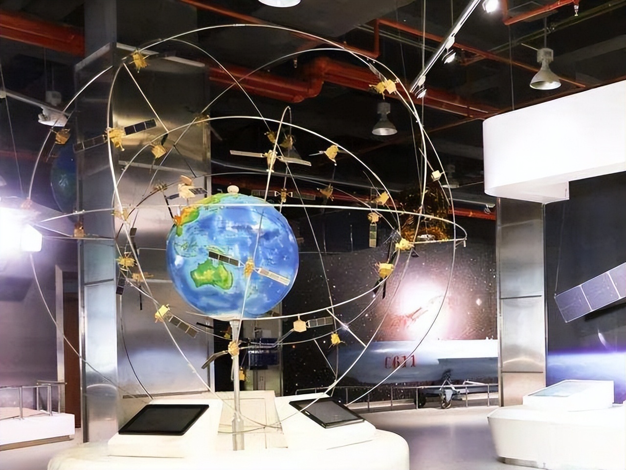 �������˻�����Ϣ��װ���������ŵ�������������ս�����ҹ�����ʾ