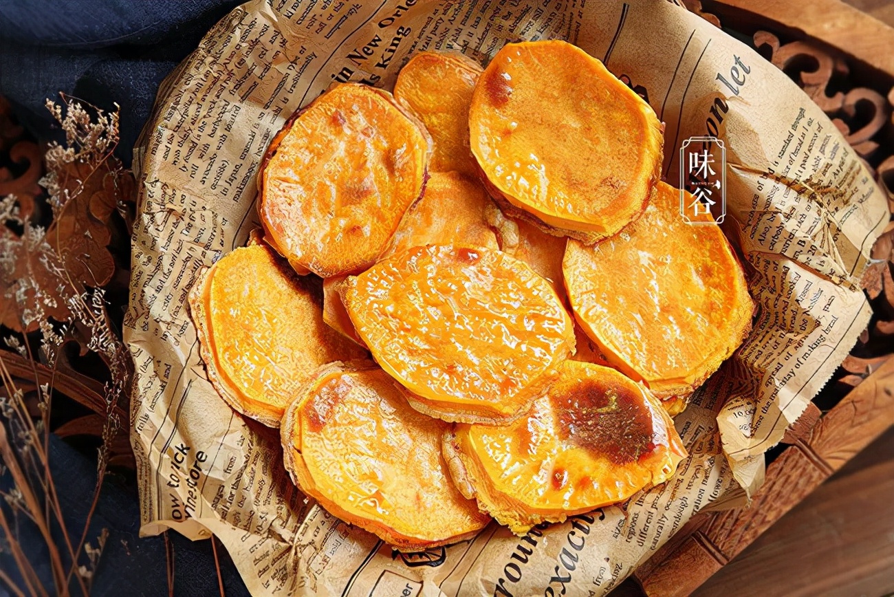 冬天红薯学会这样做，不煮不炸，酥软香甜又解馋，孩子们吃嗨了