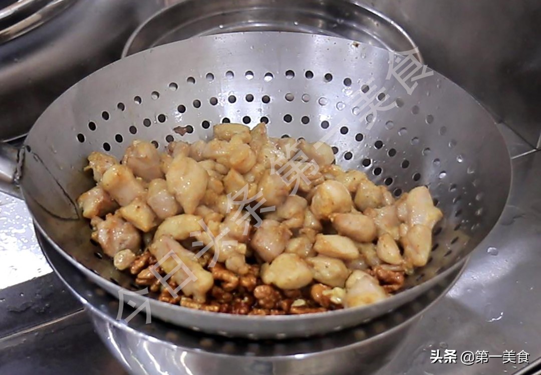 冬季寒冷睡眠差，多吃这6种养胃食物，驱寒去燥，舒舒服服过冬天