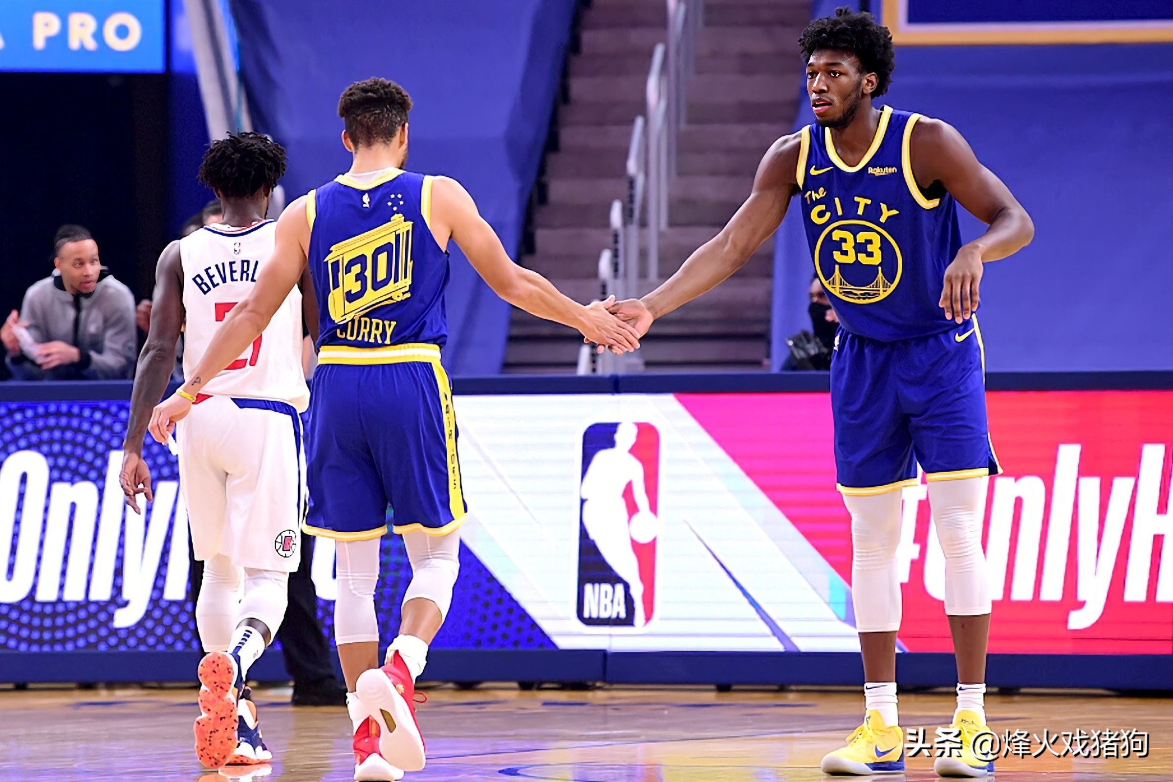 nba为什么缺中锋(既不缺钱，也不缺筹码，为何勇士却没有及时补强中锋位置？)