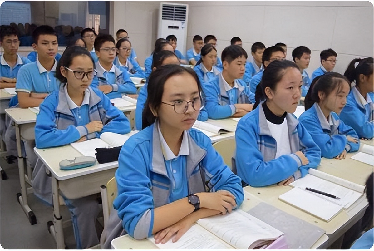 定了，内蒙古2022高考时间确定，本科层次一共设置７个不同批次