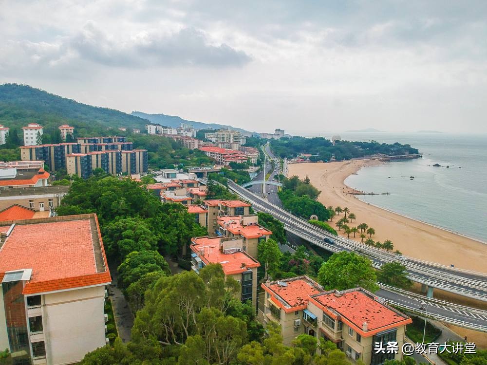 福建最好大学最新排名，厦门大学依然位列榜首！第二、三名是这俩