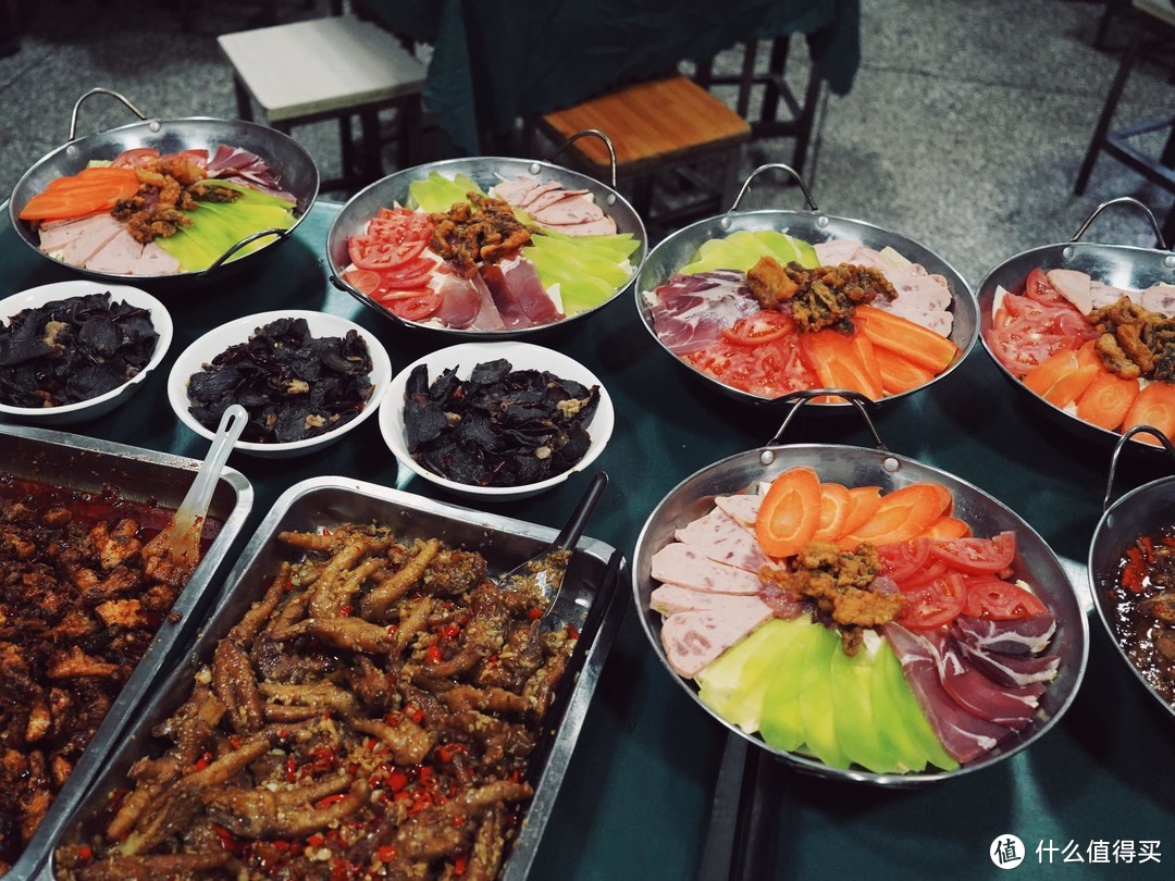 旅行就要边走边吃：舌尖上的昆明，盘点我在昆明吃到的各种美食