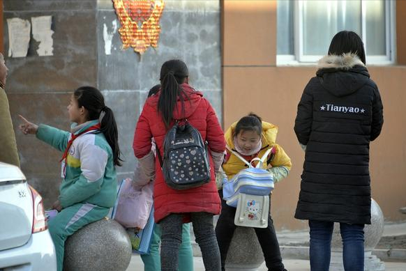 放假通知！四川省各所大中小学寒假时间确定，较往年“统一提前”