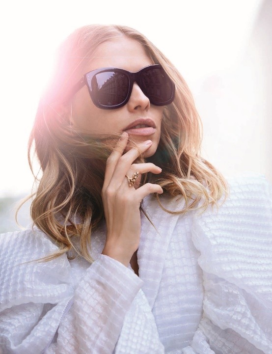 俄罗斯贵妇埃琳娜：16岁入狱，19岁嫁给救命恩人，生4胎身材苗条