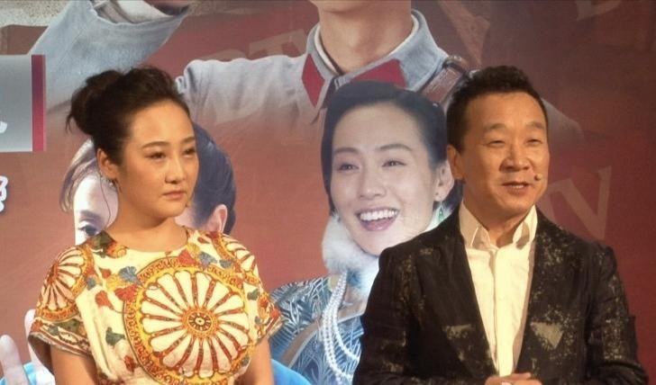 父亲是歪瓜裂枣，女儿却貌美如花？这10位星二代的长相好奇妙