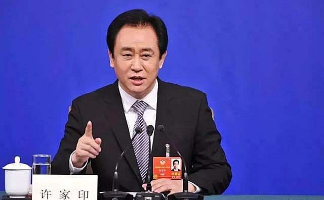 老师给小伙20元学费，40年后他发现恩师贷款买房：把买房费用全免