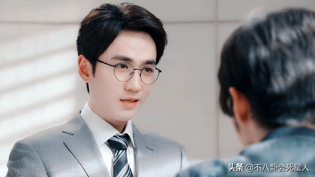 给85后小生演技排个名,任嘉伦垫底,朱一龙第三,张若昀第二