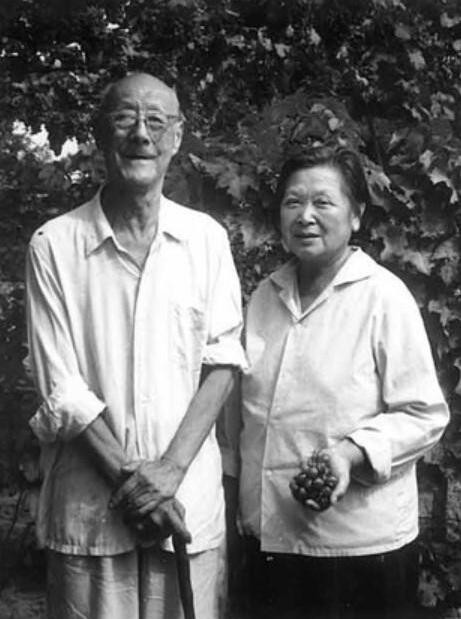 青楼出身，与绑匪纠缠8月，捐1463亿国宝，养活半个故宫