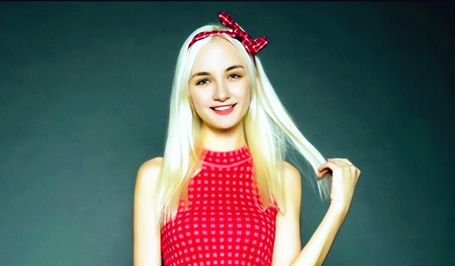 意大利混血女人,为爱定居中国成千万网红,国风造型颇有几分姿色