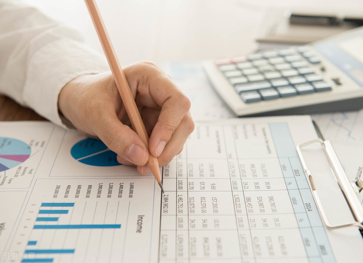 大学生述职报告范文（财务述职报告范文最新）