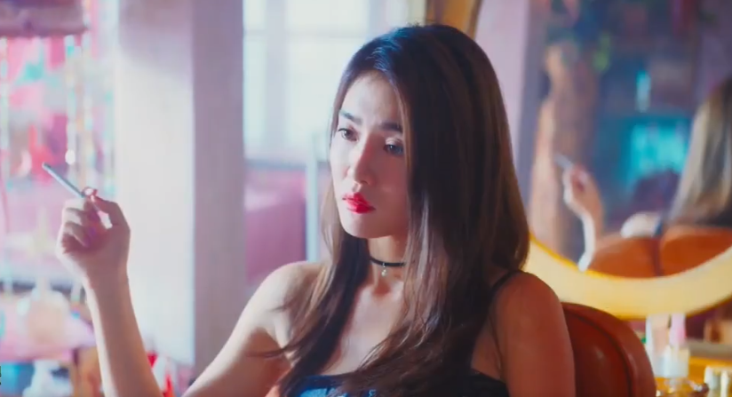 曾被称为“北大史上最牛校花”，逐梦演艺圈6年，她资源差还不火