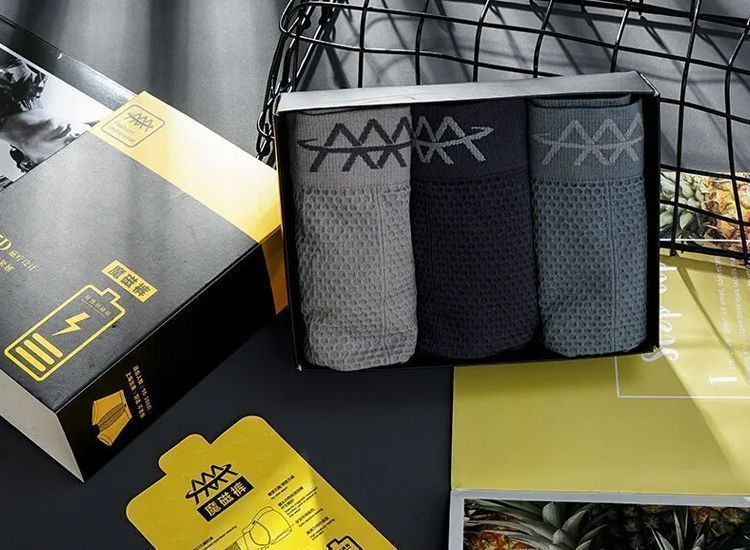 诚心建议：大牌羽绒服别在网上买，相当于交智商税，吃亏的是自己