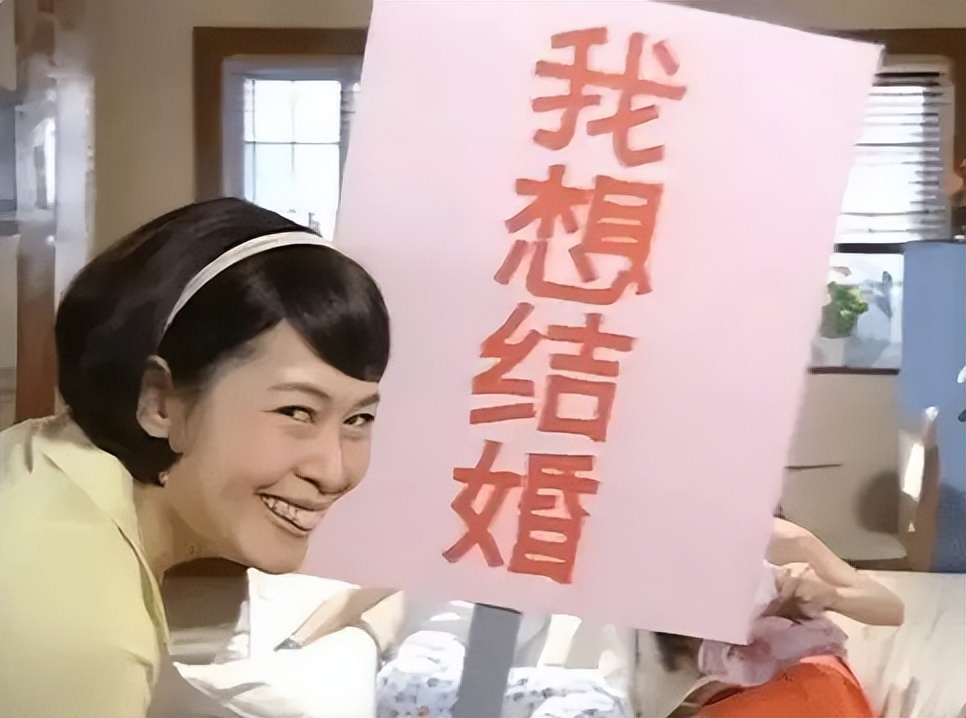 明明是美女，但为演戏都豁出去了！这10个女星的造型，个个辣眼睛