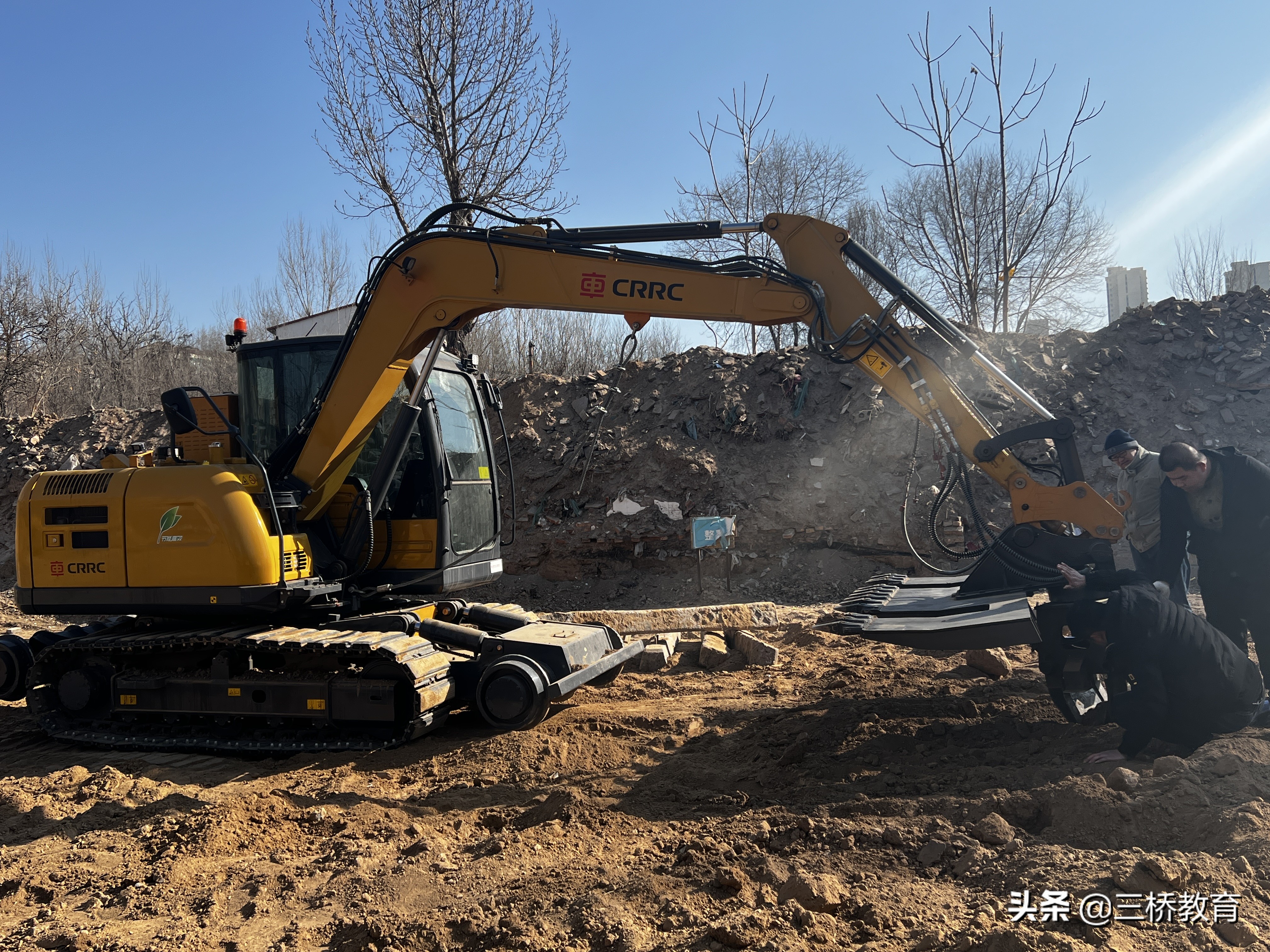 学习挖掘机需要去专业的培训学校，怎么选就是个大问题？