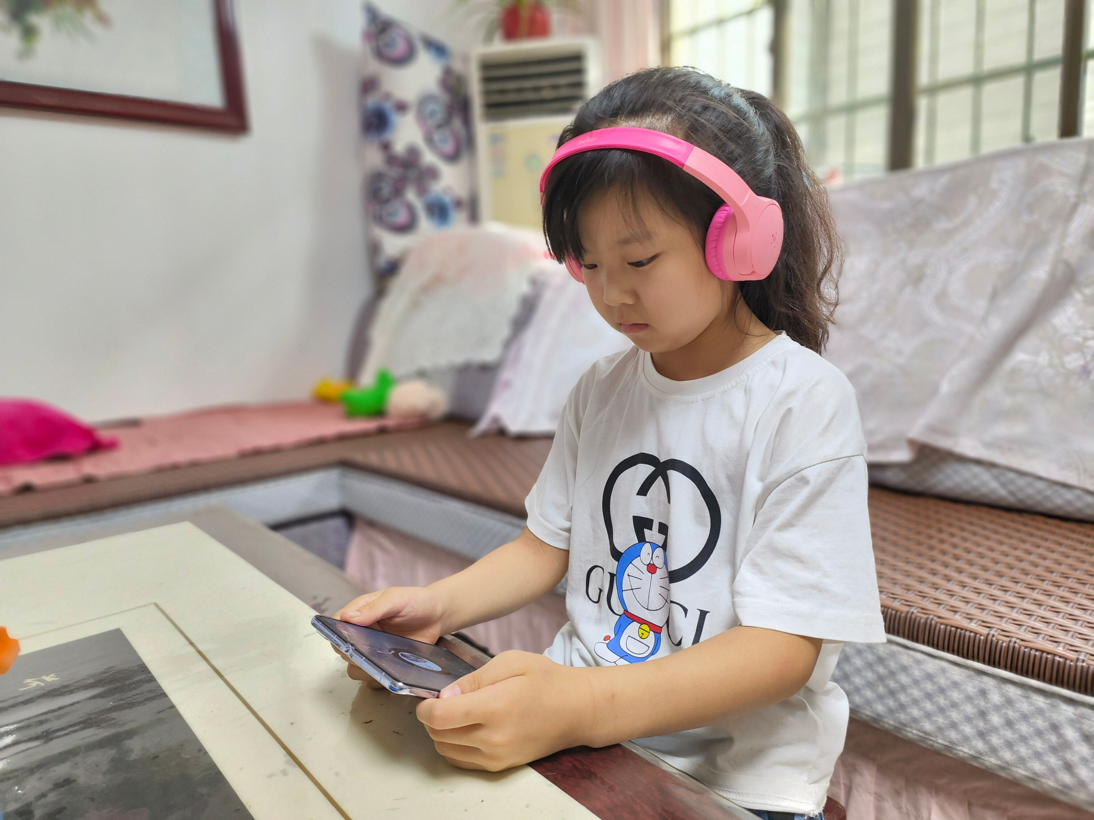 贝尔金BELKIN儿童蓝牙耳机评测：呵护儿童听力，上网课必备