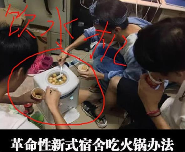 大学寝室里的“神操作”，一个赛一个的有才，辅导员查寝时笑出声