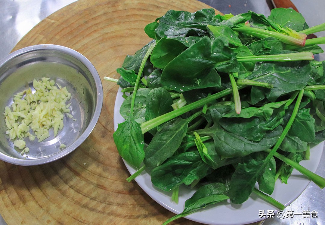 菠菜怎么做好吃（分享6种菠菜不同做法鲜香美味）