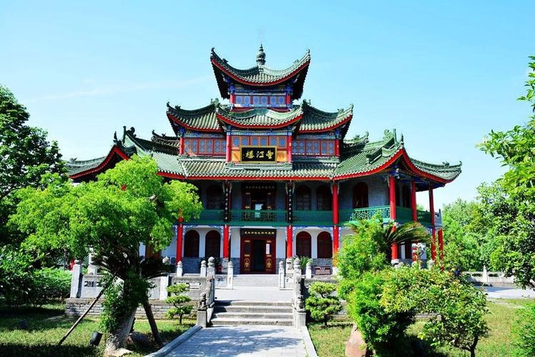 上海男子去汉中旅游，吃饭点5个菜，结账时确认三遍，以为看错了