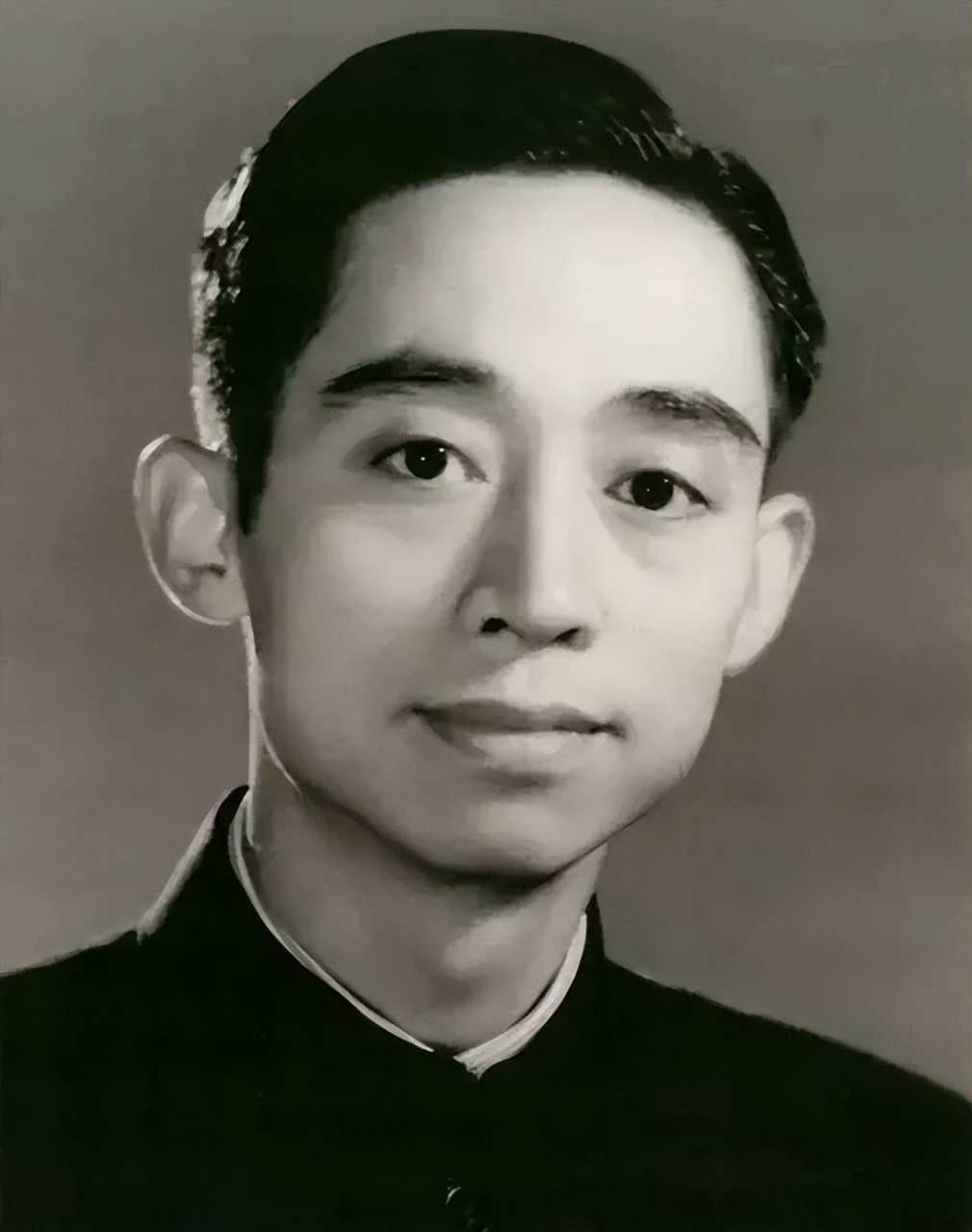 张爱玲用一个绝世好太太，演绎她心中的浮世悲哀——《太太万岁》