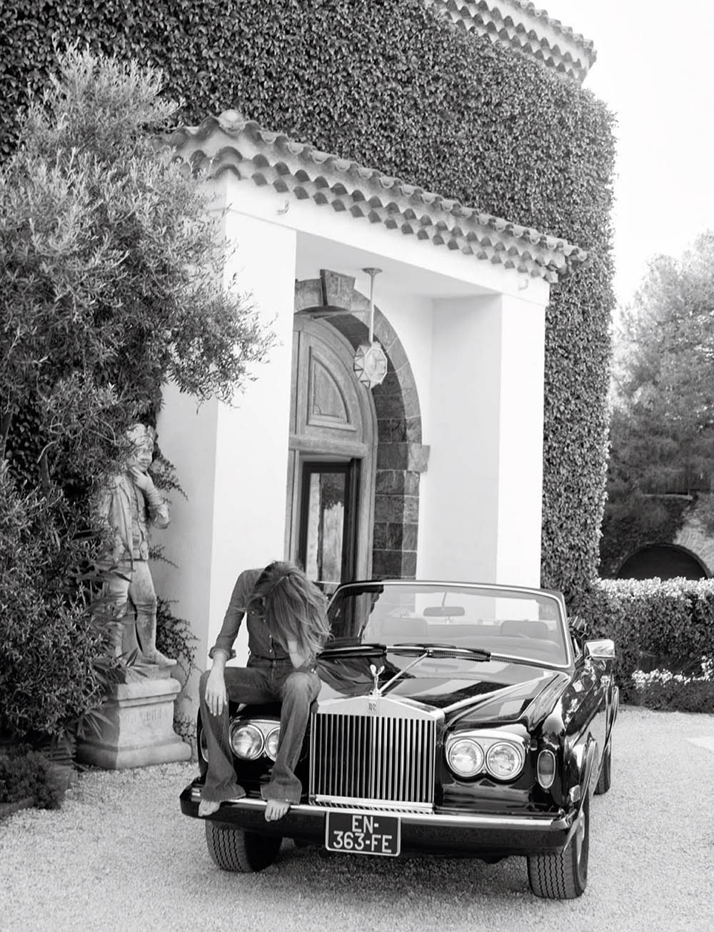 法国前第一夫人，超级名模和歌手卡拉·布鲁尼的时尚故事