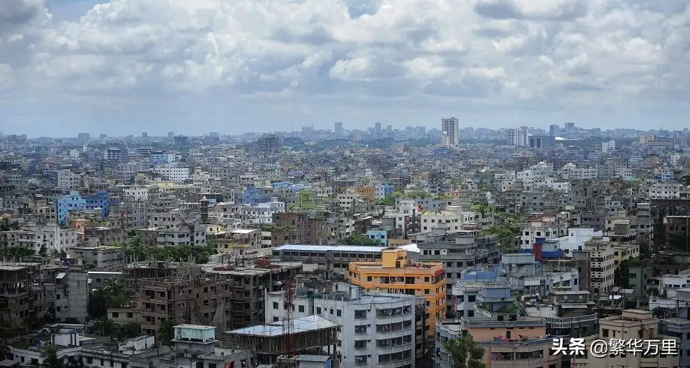 孟加拉国GDP超越贵州省，总计1.6亿人，普通人一月工资多少钱？
