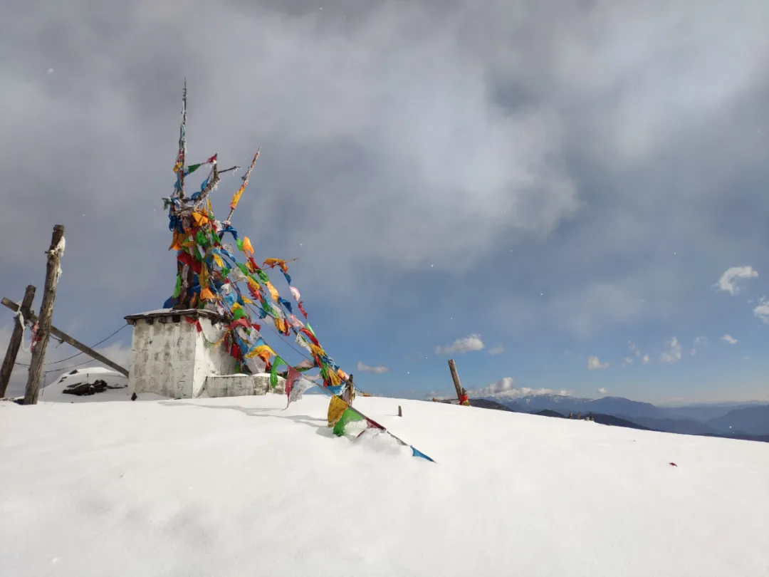 在云南丽江就能感受“北国风光”,2小时即达,春节假期开启赏雪玩冰模式吧