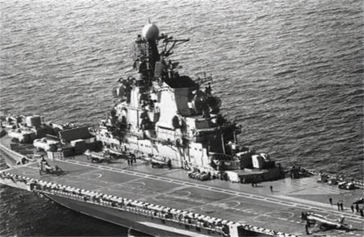 ���������й�һ�ҷϺ�ĸ������Ϊ׬���ˣ�����ҹ���ø���ر�