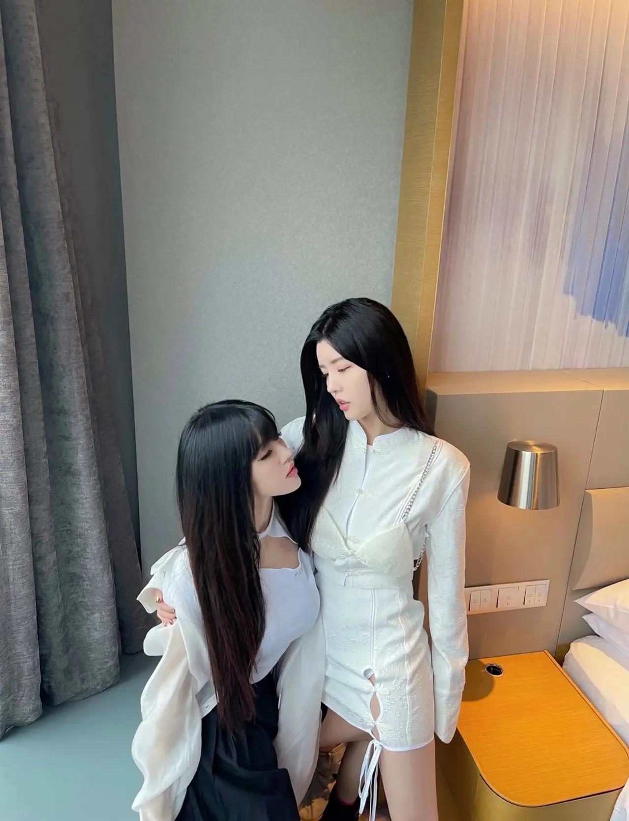 by2整容前后素颜惊呆众人 双胞胎女团by2否认整容图片