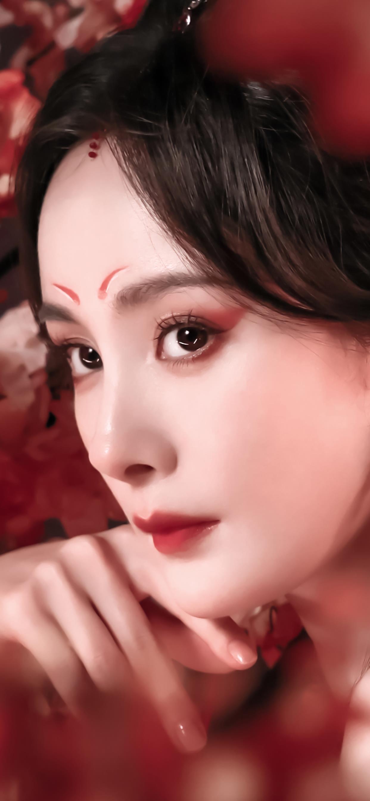 杨幂壁纸｜红色古风装扮