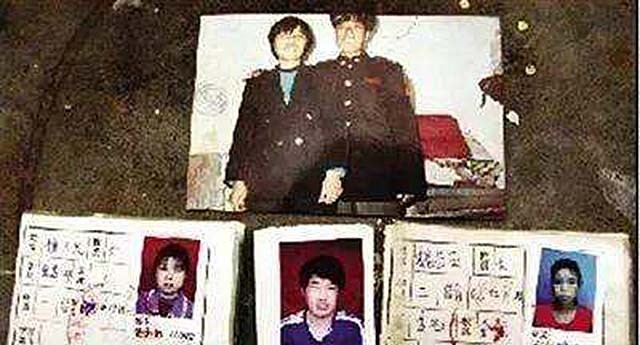 03年警方抓捕杨新海归案，庭审材料高达半米，专案组：有仇女心理