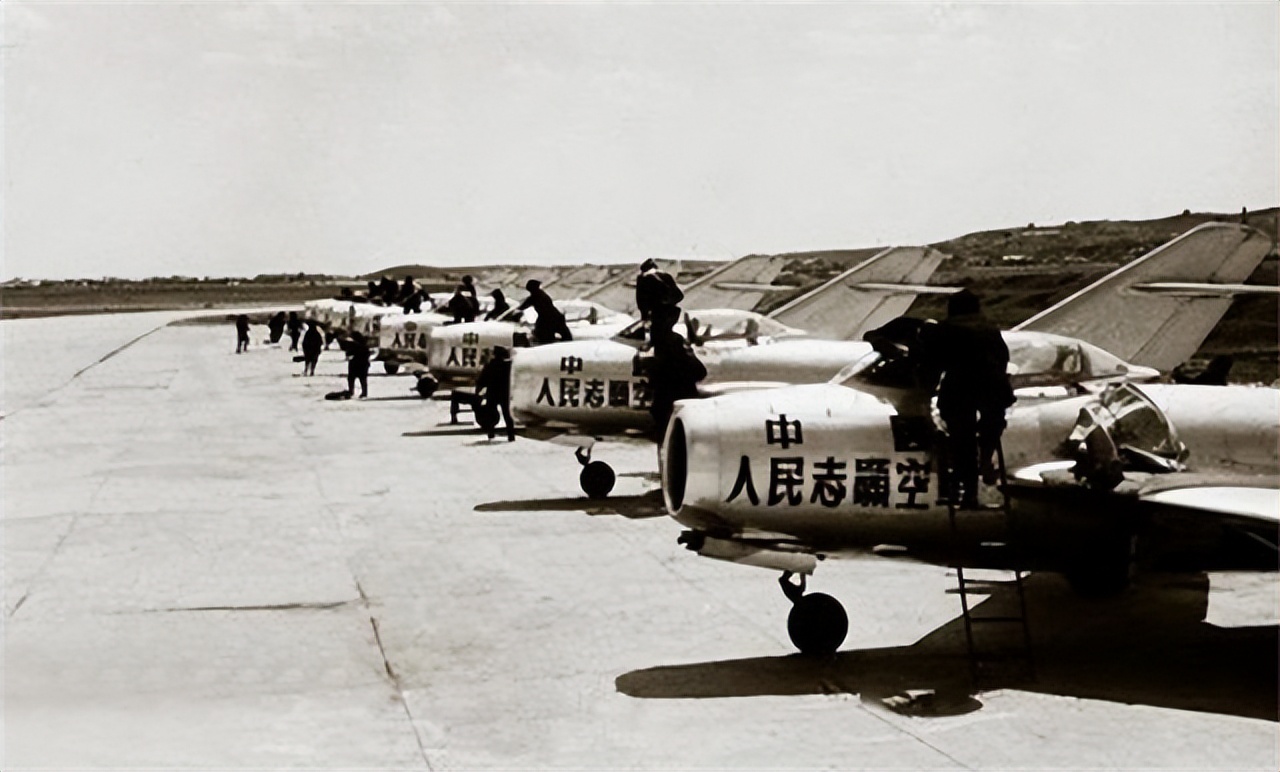 ���й��վ��״κ�ը���������Ϊ��˵���������������˸ɵġ���