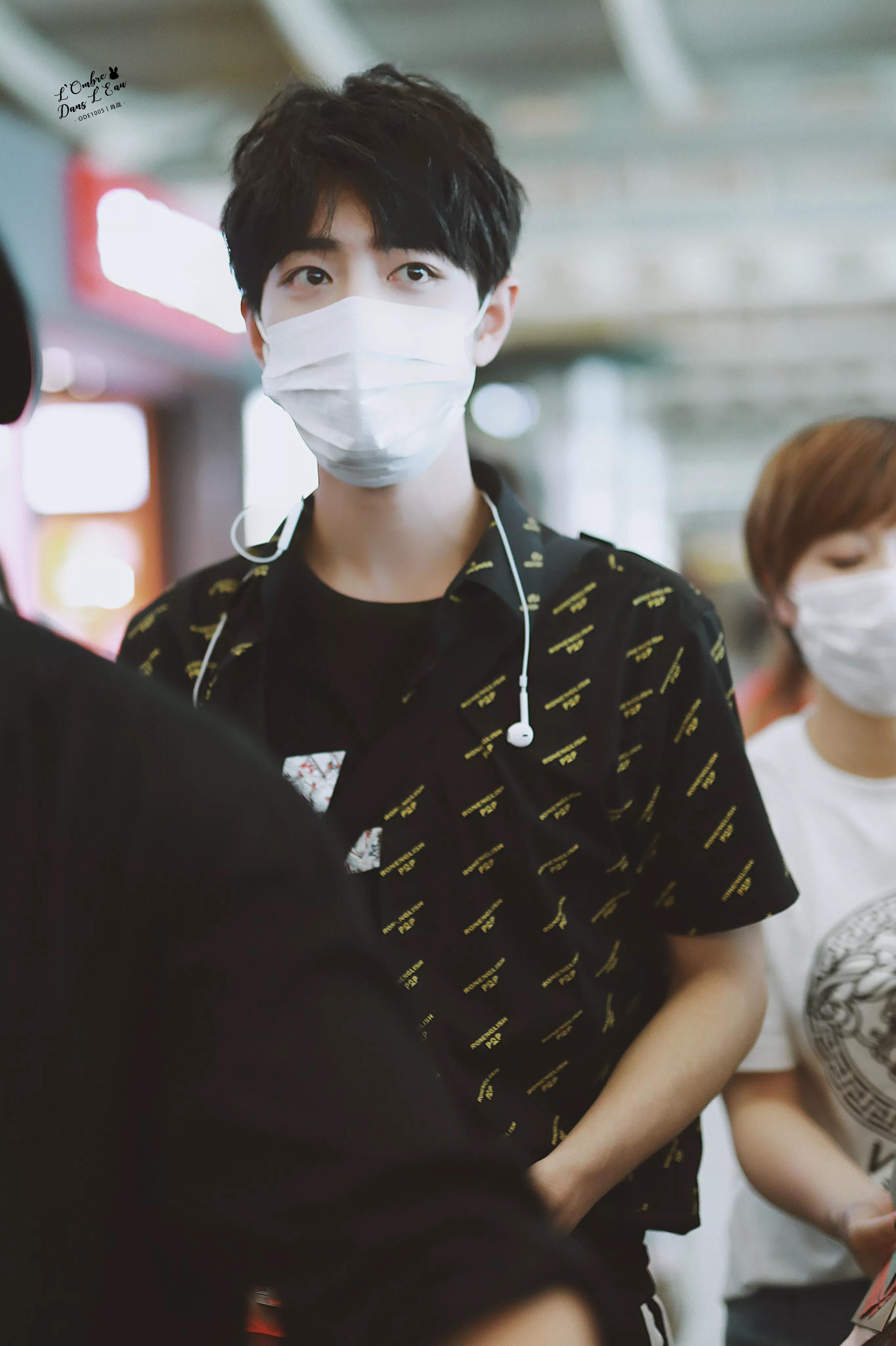 考古肖战:2018年9月—12月机场时间线汇总,今天请叫我收图狂魔