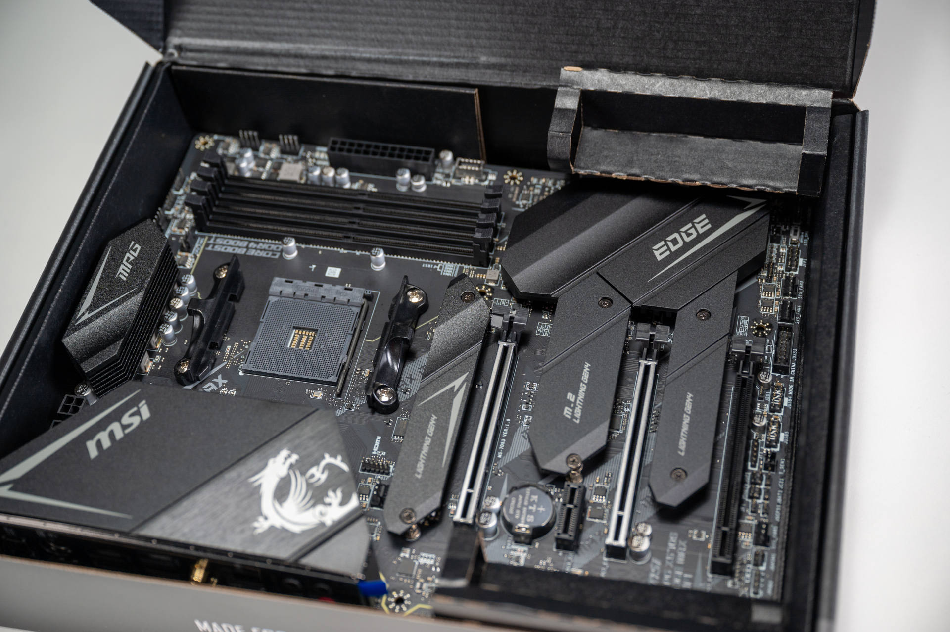 组一套目前最强的“3A平台”！5800X3D+6950XT