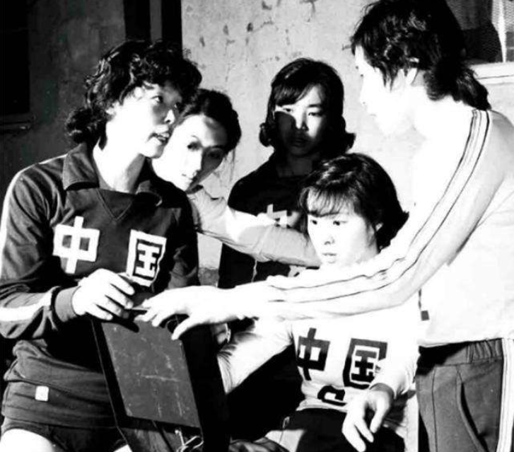 2013年陈招娣病逝，骨灰中发现多枚钢钉：曾是女排5连冠功勋