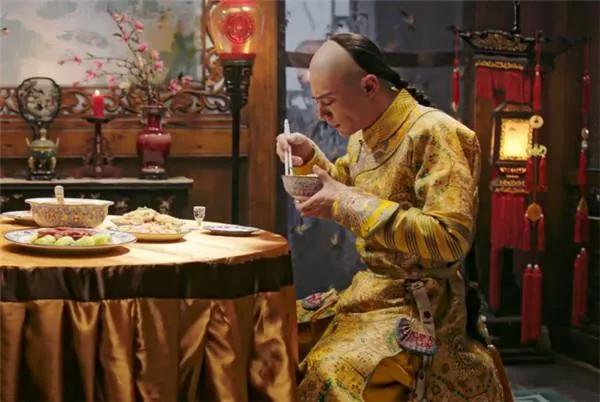 茼蒿也是中药，有三大功效，古时称为皇帝菜，快来了解一下