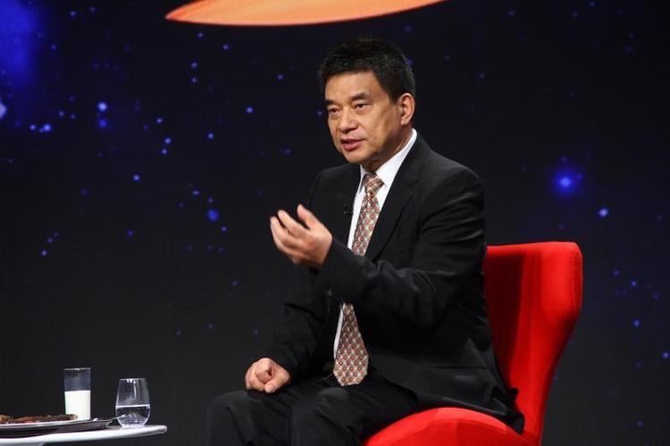 四川富豪刘永好:3年买下400万头猪,一年营收316亿,两年狂赚1220亿