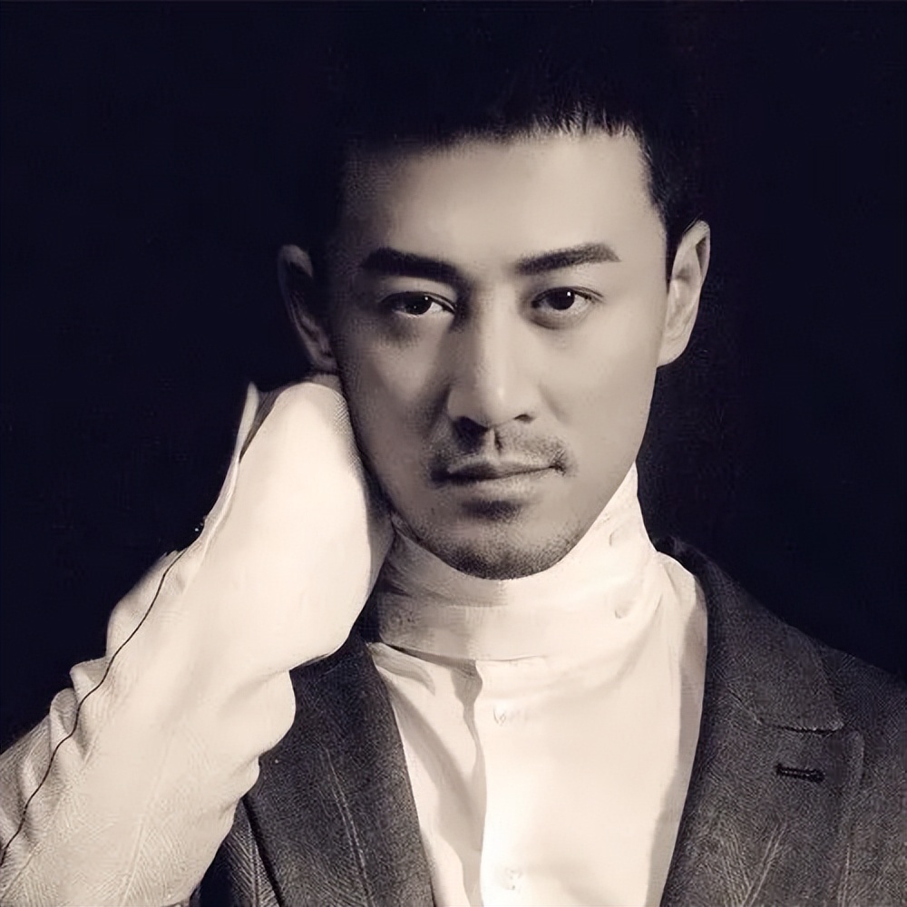 无线五小生境况悬殊，有人成“最老张无忌”，有人发福疑退圈