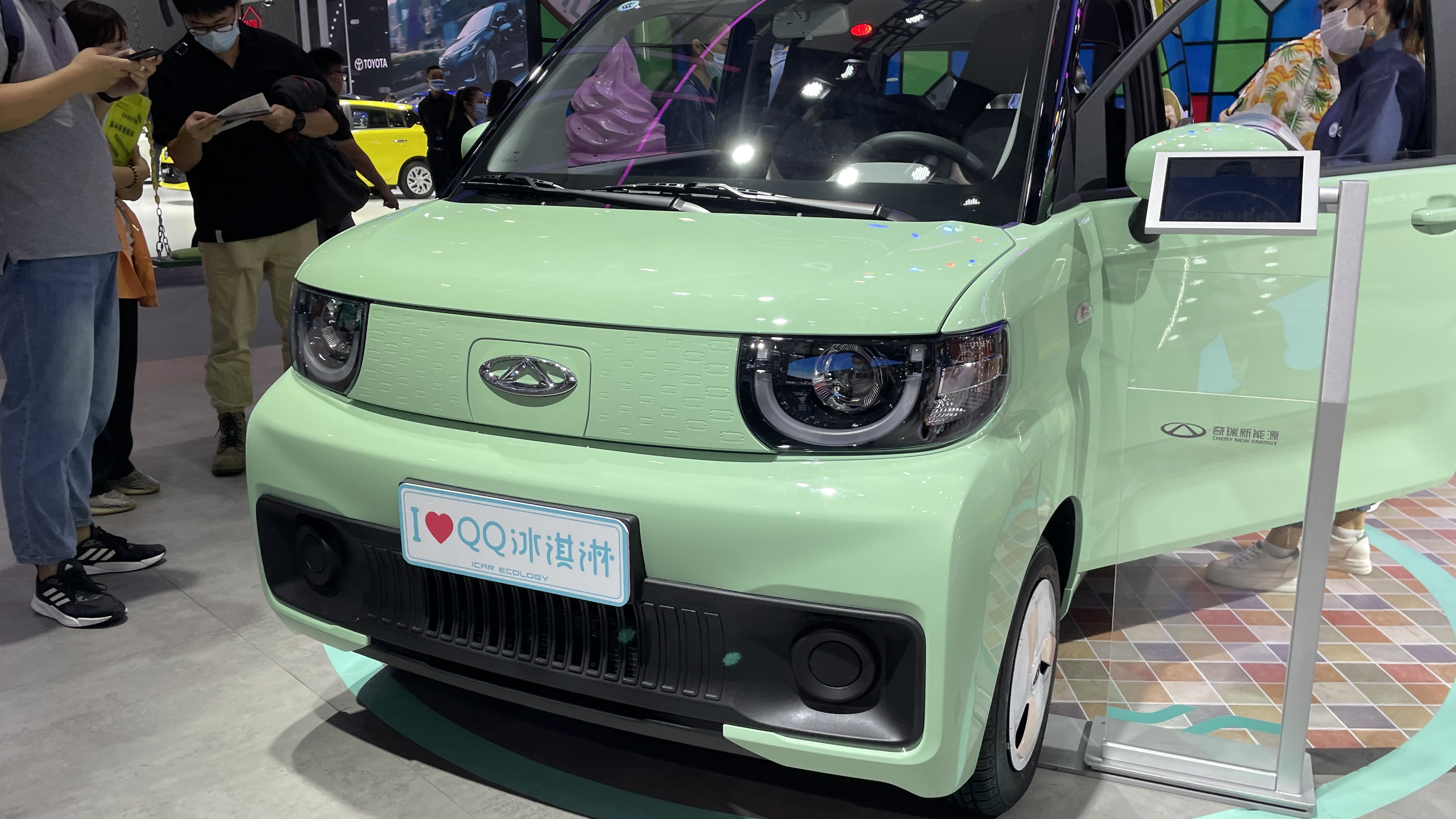 2021年12月28日奇瑞qq冰淇淋上市,新车共发布3款车型,售价2.