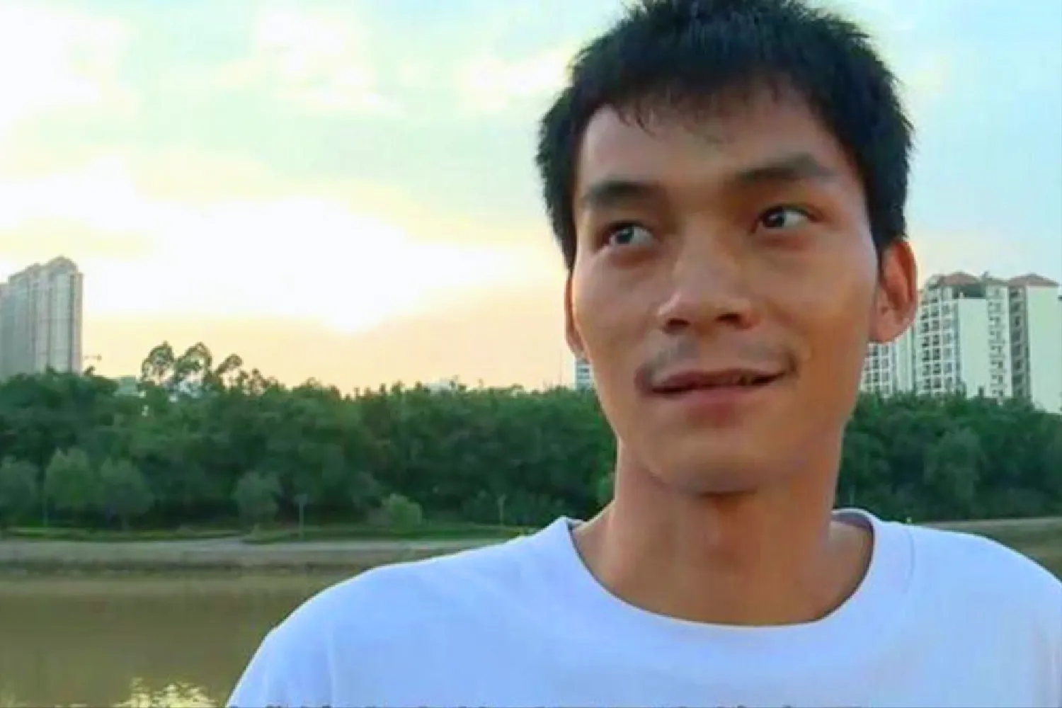 2017年高考300分能上什么学校（高考钉子户）