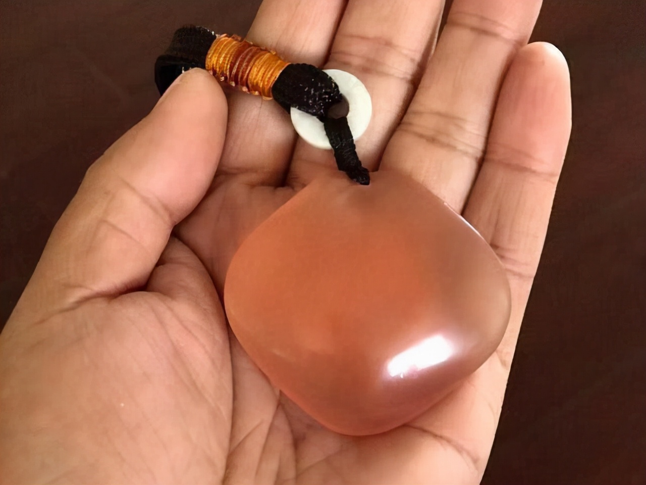 青鱼石吊坠图片青鱼石吊坠图片及它的来历