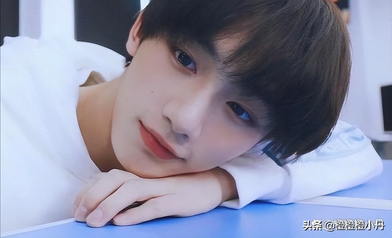 贯穿整个台风计划的丁程鑫，用七年改变了时代峰峻的淘汰制规则