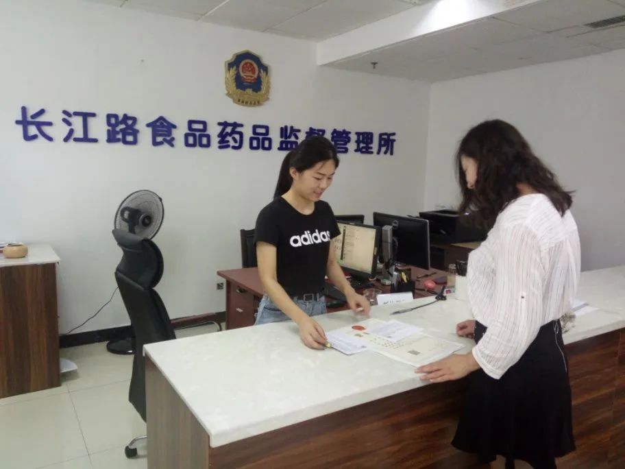 大学生走进社区“有事干、干得了、干的好”