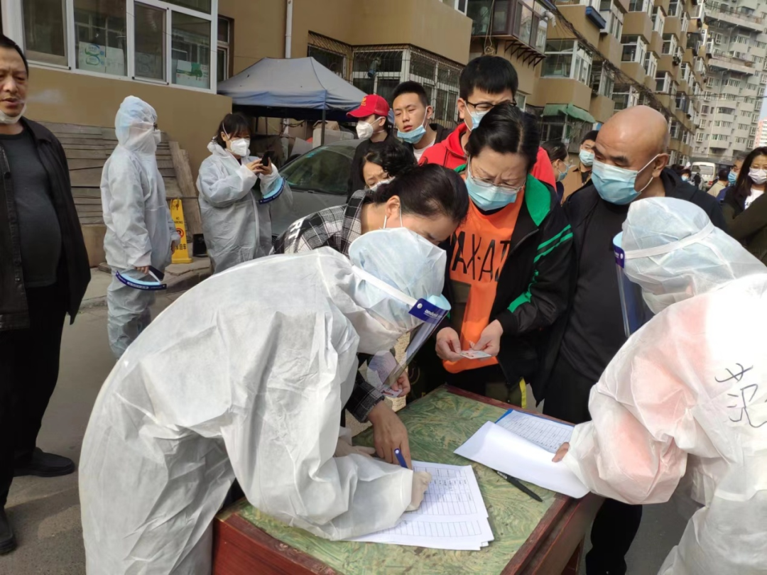 用实际检验 让党旗更艳——太原市文化旅游事业发展中心（太原市文化馆）抗疫在行动（二）