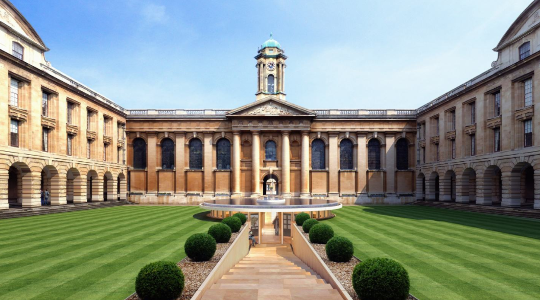 上海一高中生被牛津录取，明明是未来可期，评论区却“变了味”