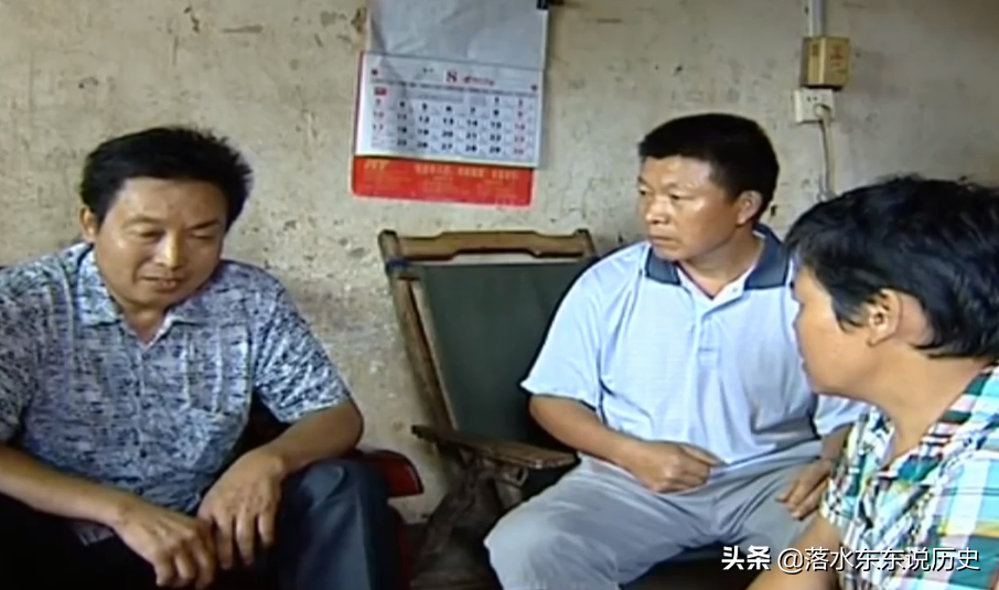 湖南19岁养女高考金榜题名，私下却与富爸爸相认，被骂忘恩负义